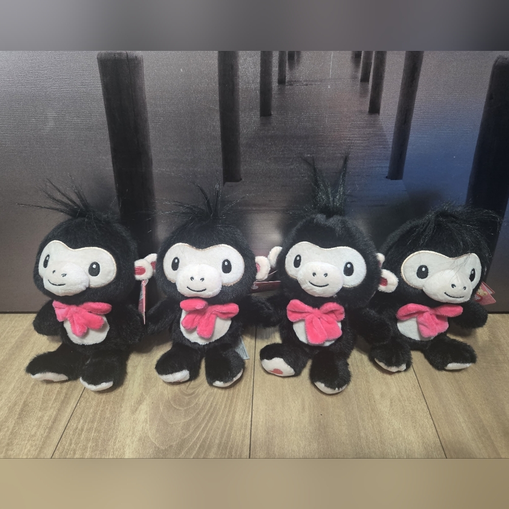 Fiesta Martin The Gorilla Adorable Black and Pink Plush Toy Set 4 - Picture 10 of 10